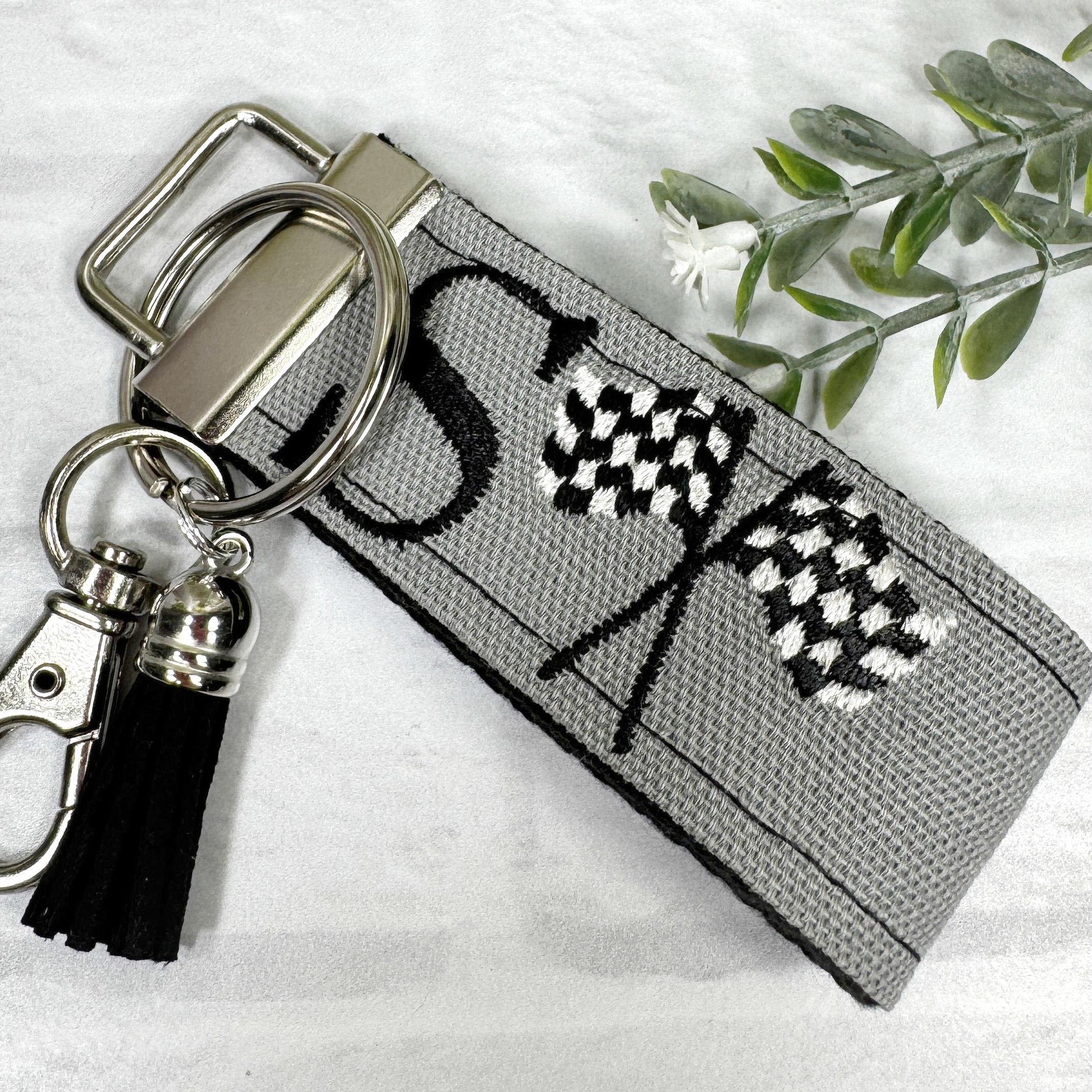Handmade Racing Flag Keychain, Racing Checks, Racing Gifts, Racing Fans, Initial Keychain, Male Teacher Gifts, Checkered Flag, mens keychain