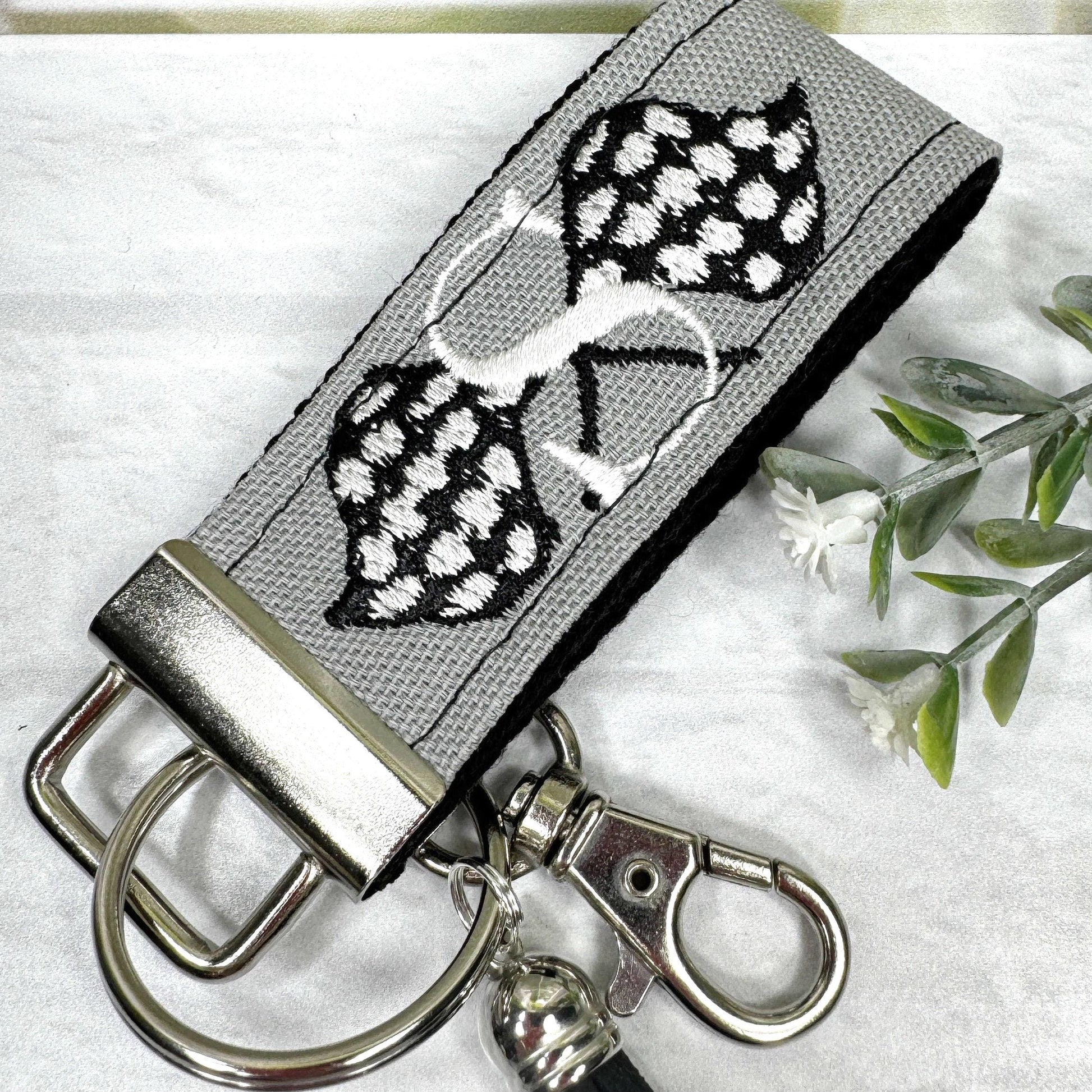 Handmade Racing Flag Keychain, Racing Checks, Racing Gifts, Racing Fans, Initial Keychain, Male Teacher Gifts, Checkered Flag, mens keychain