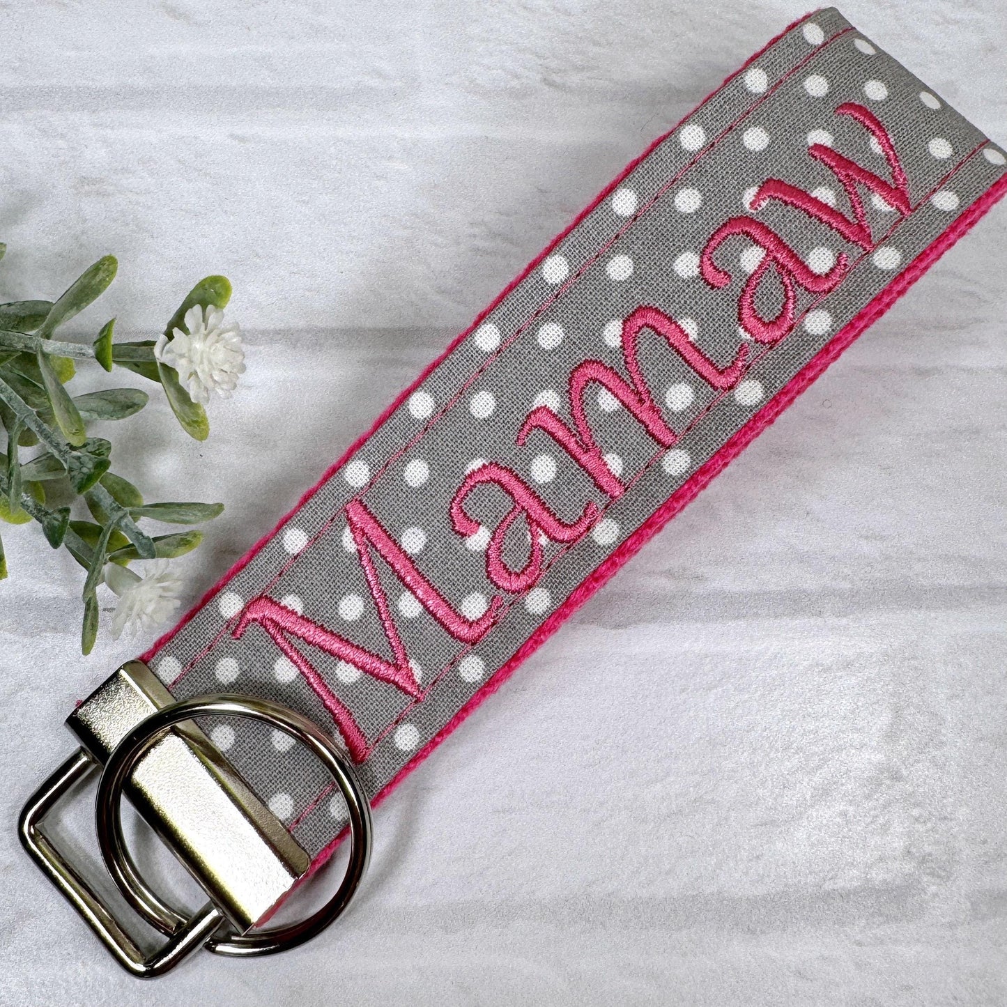 Mamaw Keychain, Wristlet keychain, Mamaw Gifts, Gift for Grandma, Grandma mothers day gift, personalized Grandma gift, New Grandma Gifts