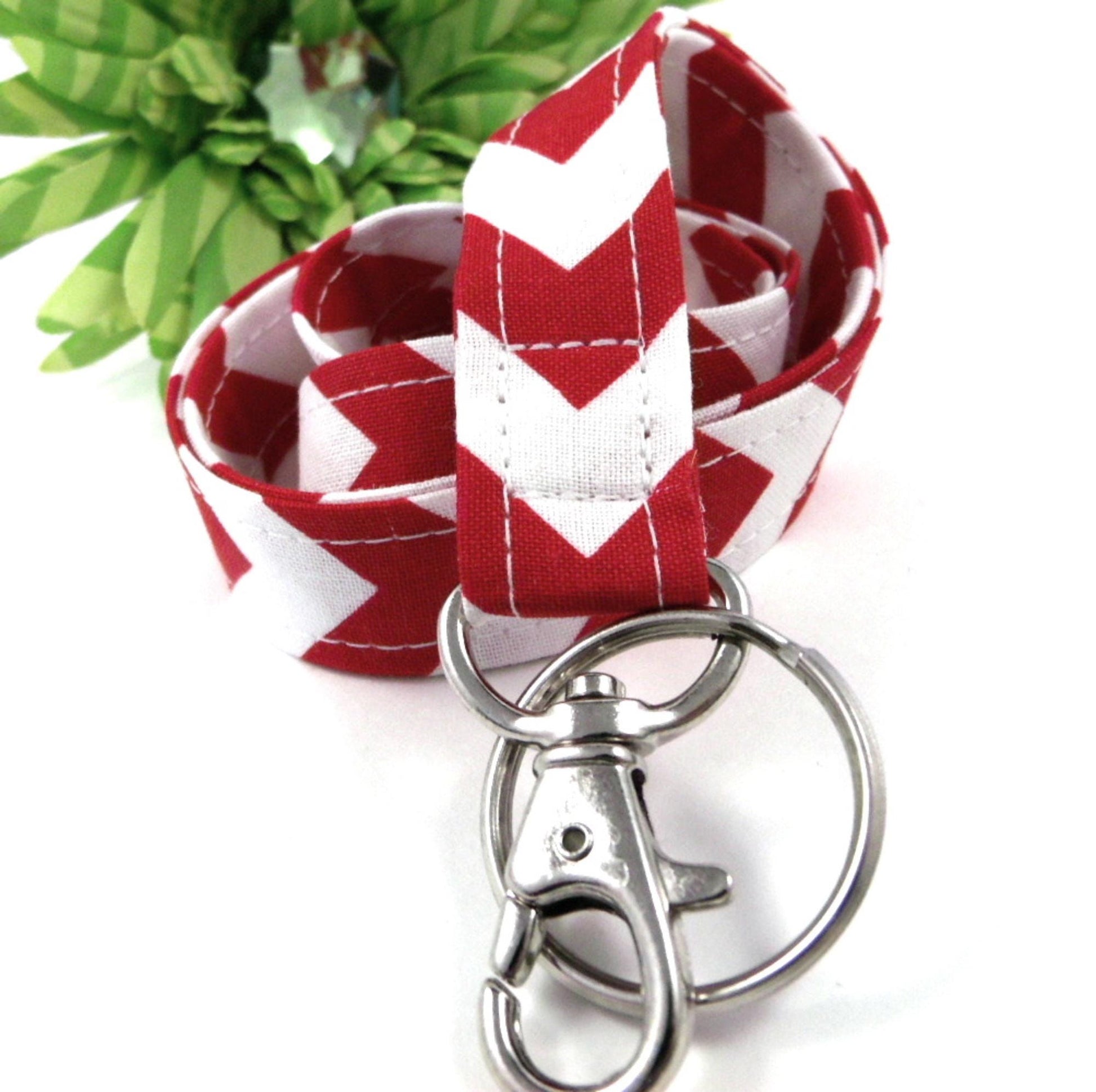 Chevron Lanyard Red and White