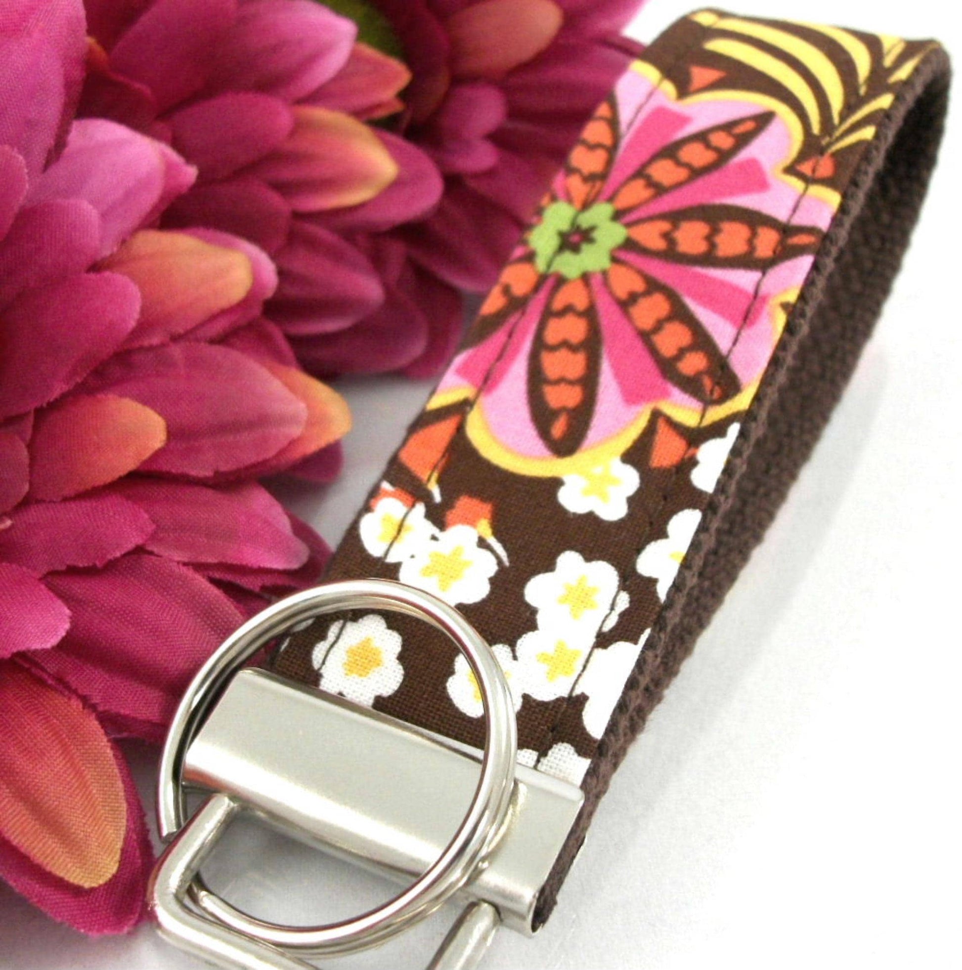 Handmade Floral Keychain, College Graduation Gift for her, I Miss You Gift, Mom Gift from Son