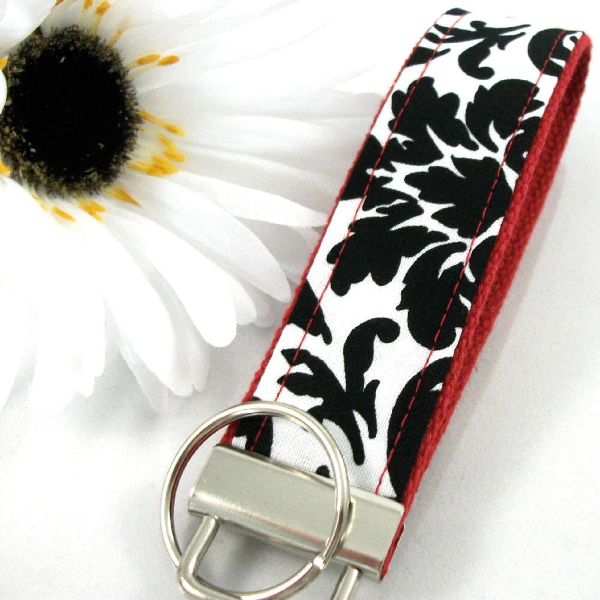 Damask Key Fob in Black and White