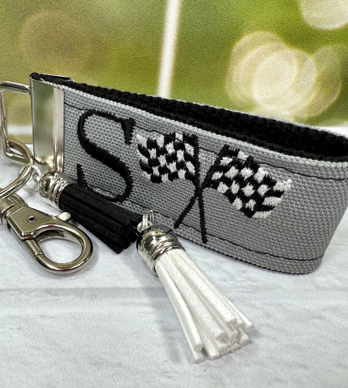 Handmade Racing Flag Keychain, Racing Checks, Racing Gifts, Racing Fans, Initial Keychain, Male Teacher Gifts, Checkered Flag, mens keychain