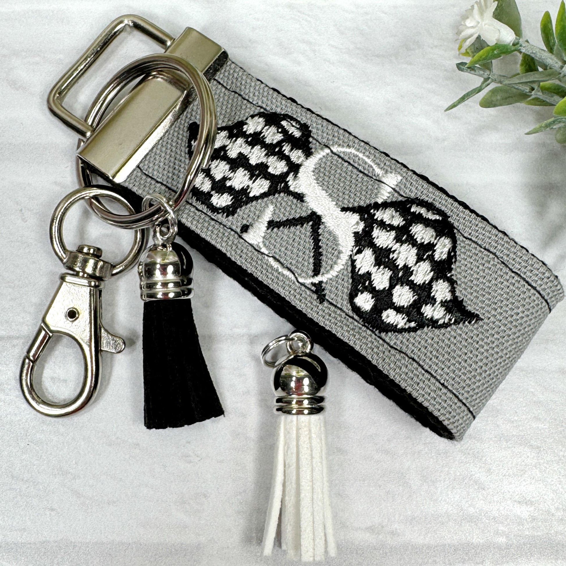 Handmade Racing Flag Keychain, Racing Checks, Racing Gifts, Racing Fans, Initial Keychain, Male Teacher Gifts, Checkered Flag, mens keychain