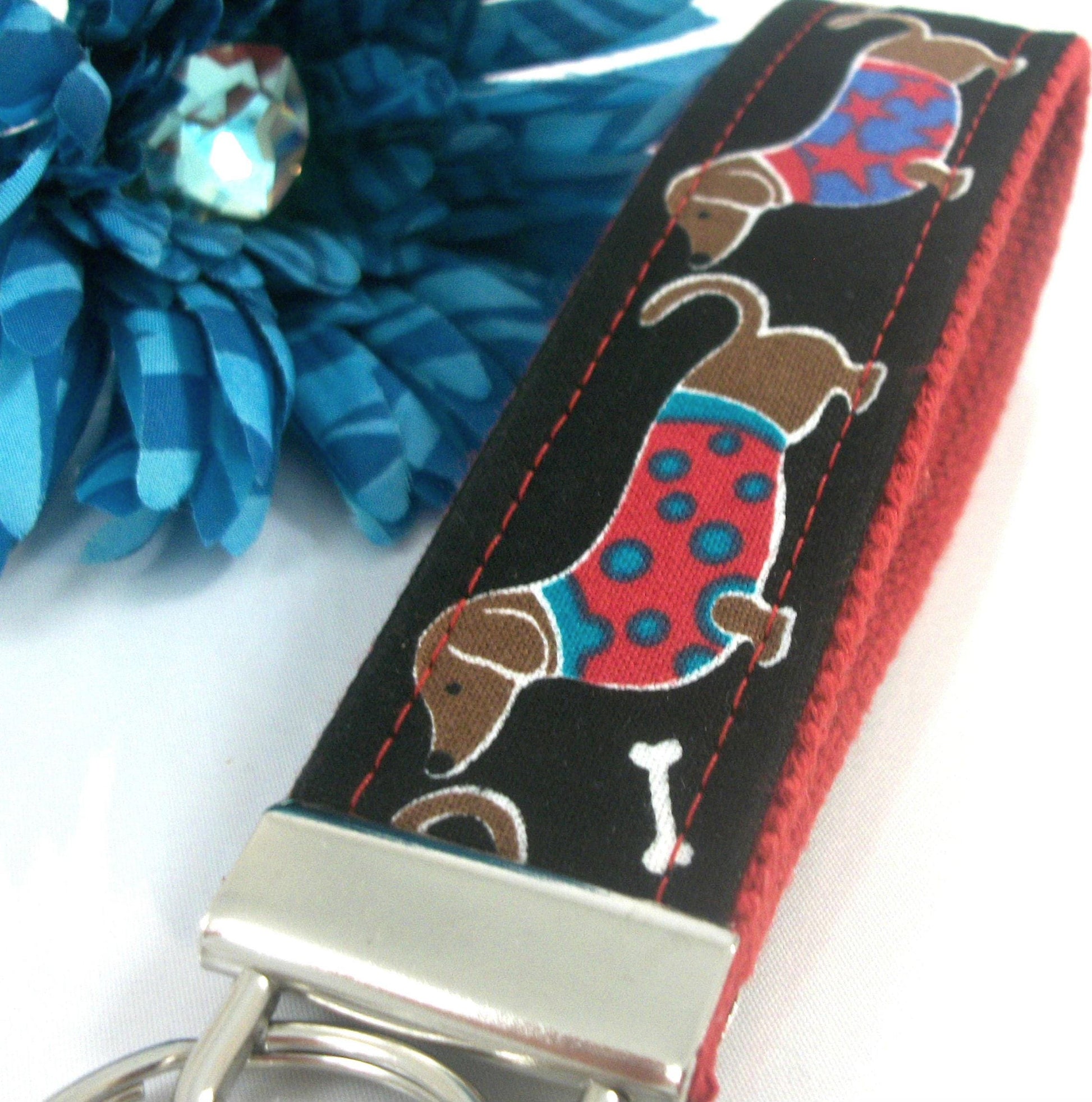 Cute Dog Mom Keychain, Dachshund Fabric Wristlet Keychain, Best Friend Gifts Long Distance, Preschool Teacher Gifts