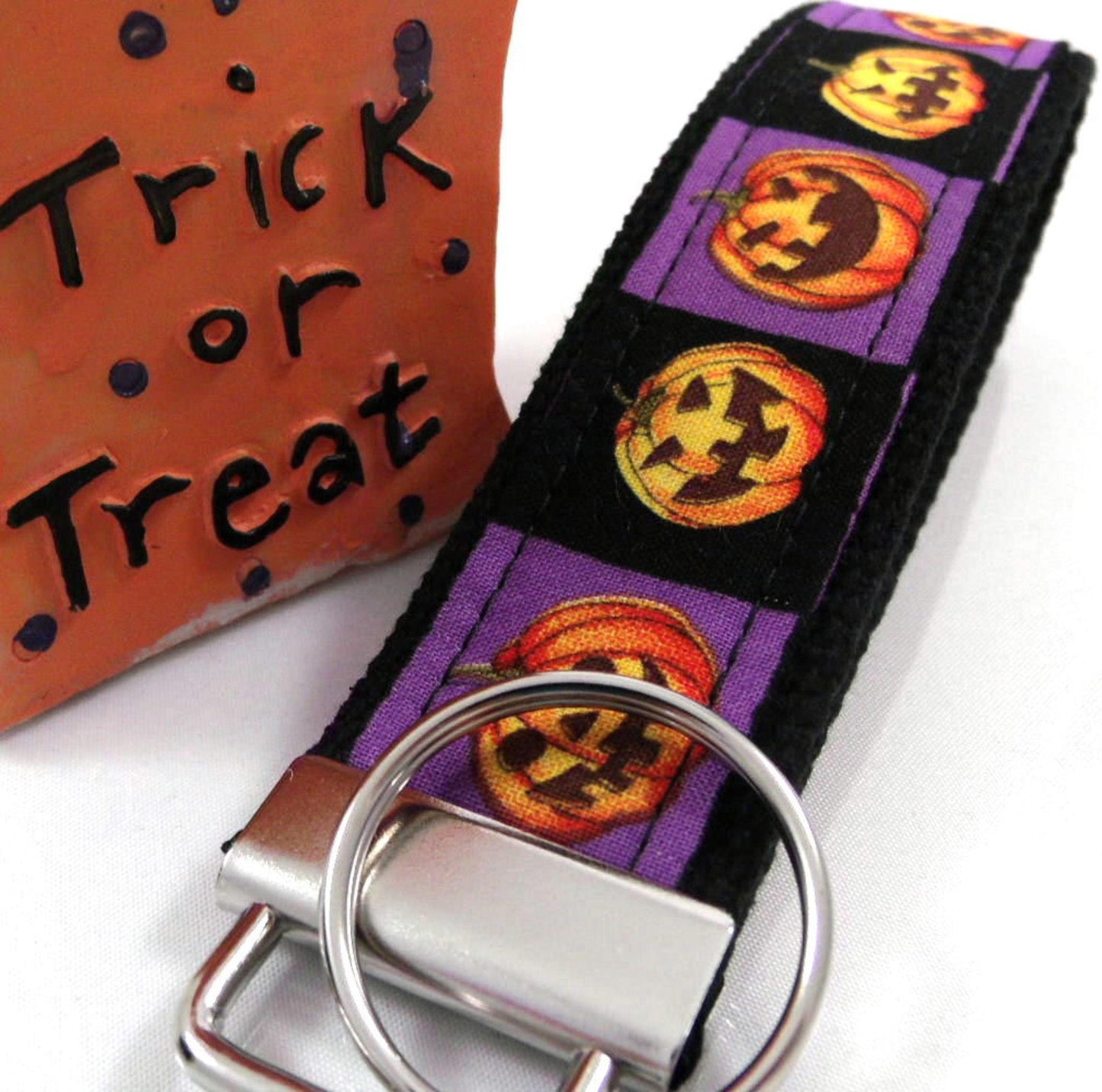 Handmade Jackolantern Keychain, Popular Right Now, Halloween, Thank you gift for Friend, Preschool Teacher Gifts