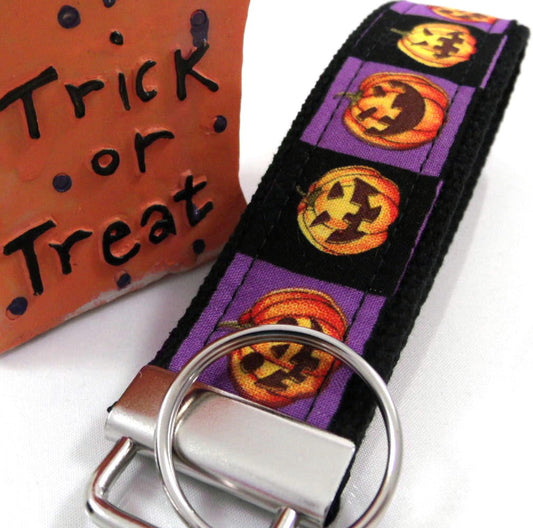Handmade Jackolantern Keychain, Popular Right Now, Halloween, Thank you gift for Friend, Preschool Teacher Gifts
