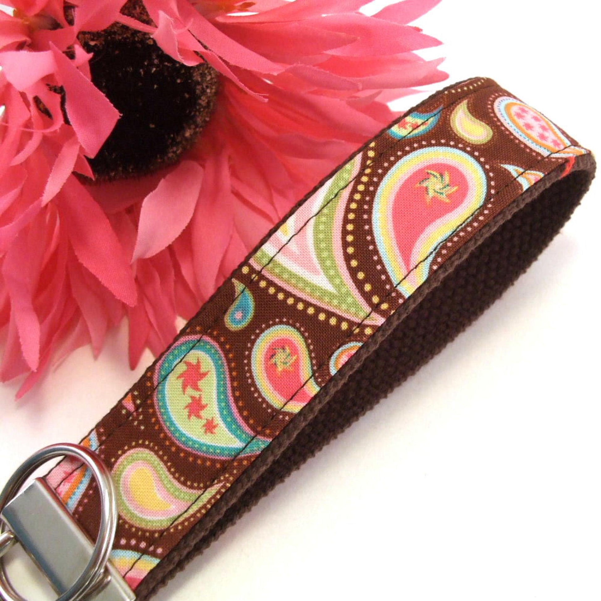 Wristlet Keychain Key Fob - Retro Brown Paisley