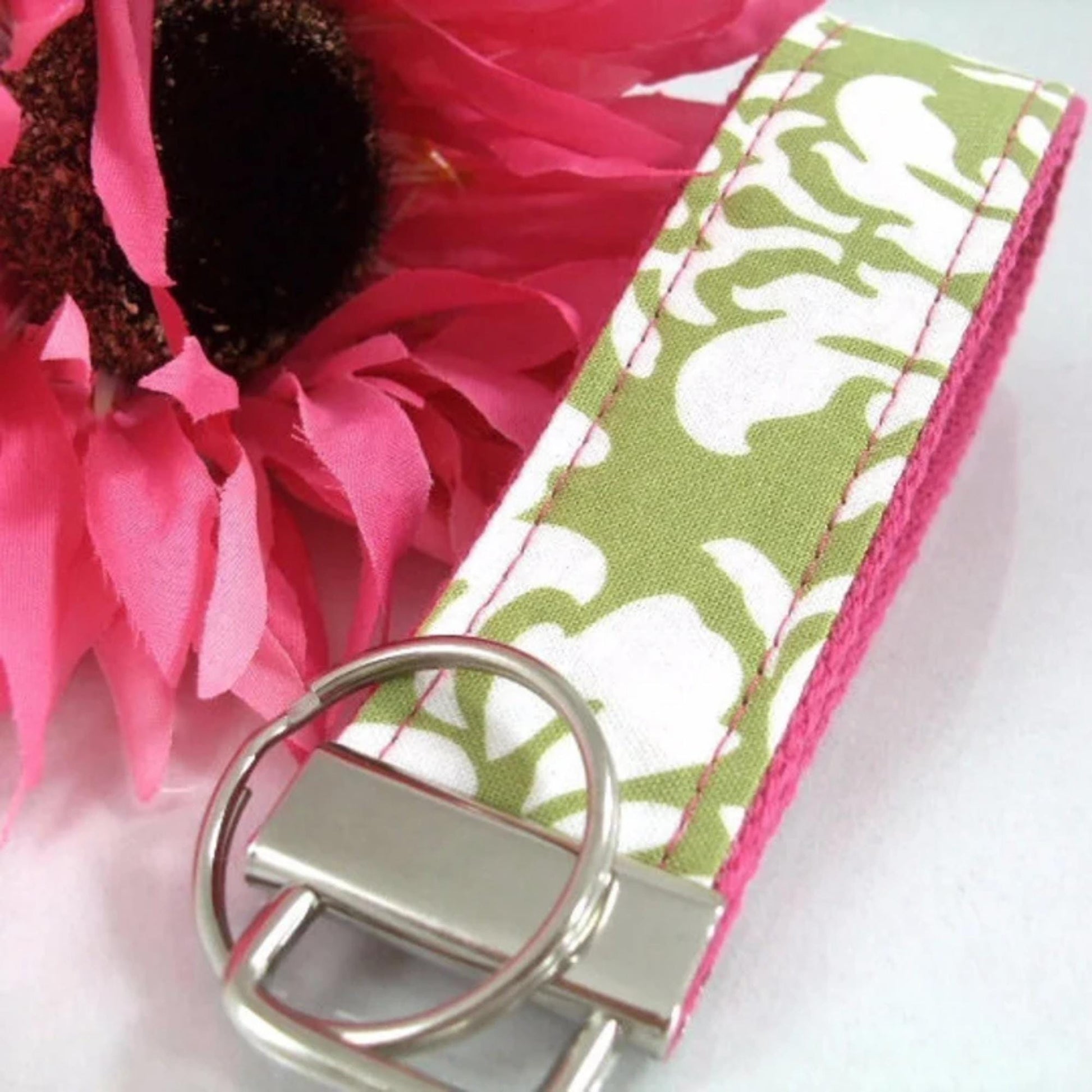 Damask Key Fob in Avocado Fuchsia
