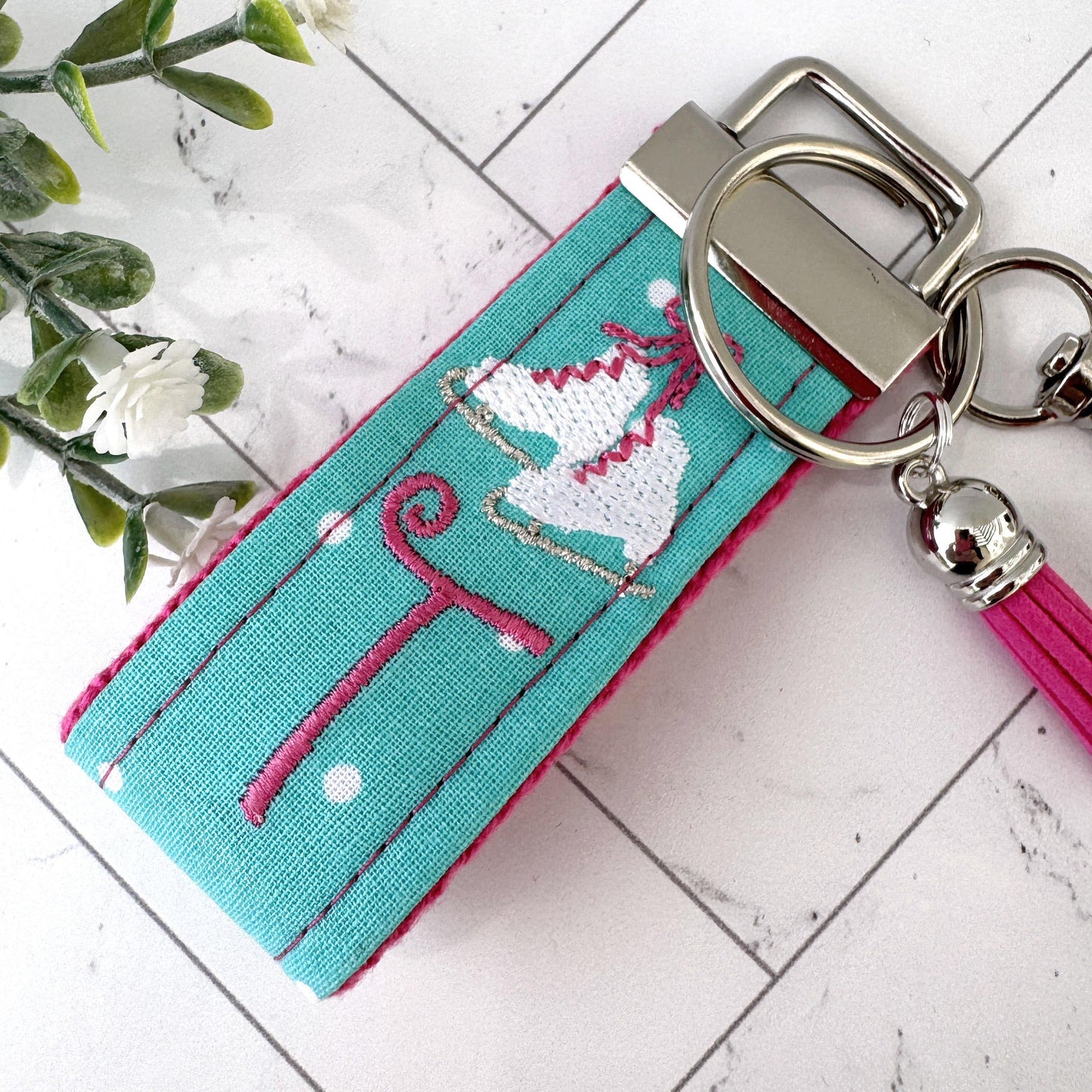 Ice Skate Keychain, Ice Skating Gifts, Ice Skater Gift, Personalized Gift, Personalized Keychain, Luggage Tag, Ice Skates, Ice Skaters