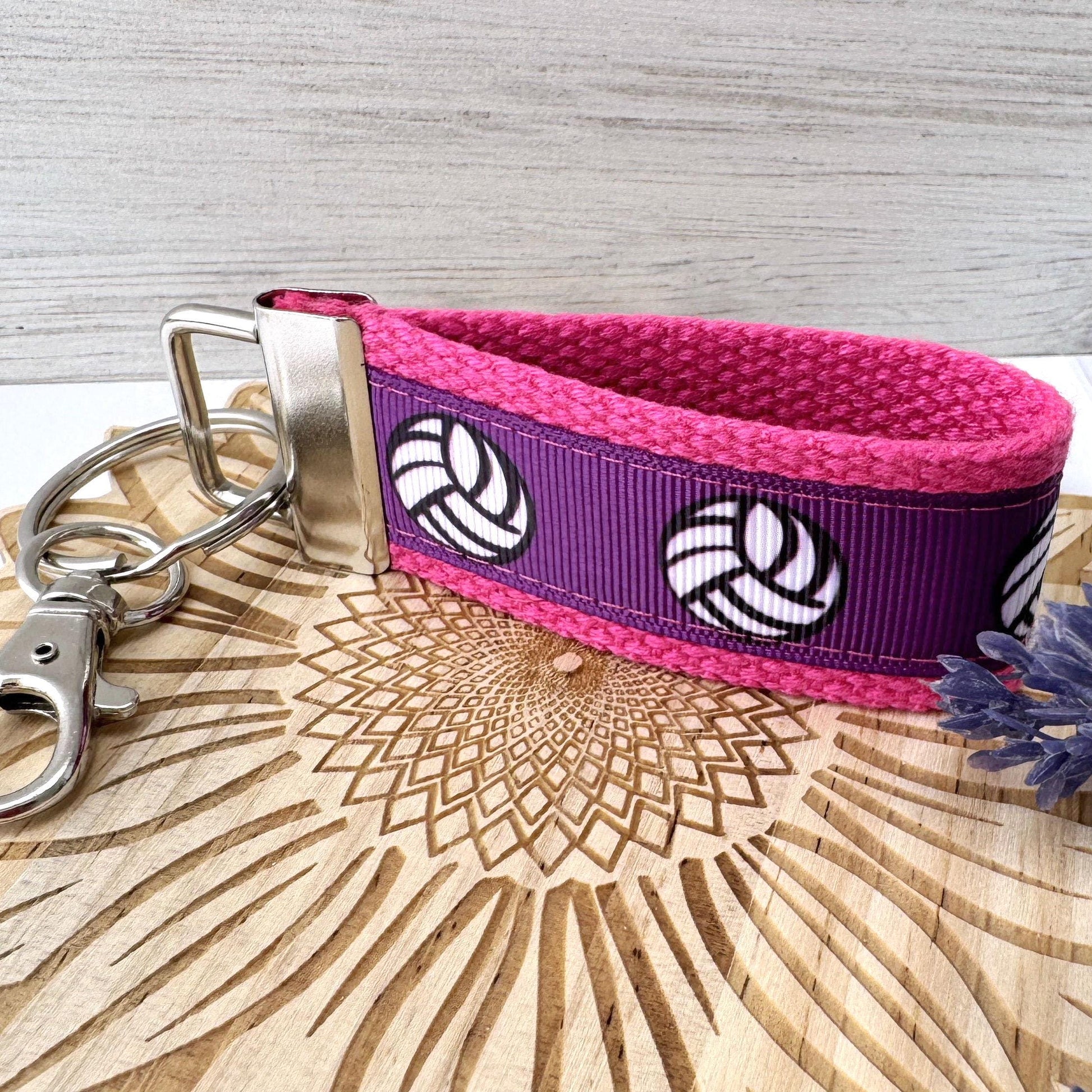 Volleyball Keychain, Volleyball Ribbon, Volleyball Player gift, Volleyball Coach Gift, Volleyball Mom, Volleyball Female, Volleyball Ribbon