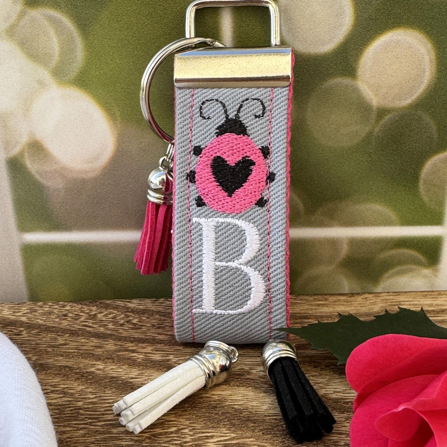 Handmade Ladybug Keychain, Ladybug Gifts, Ladybugs, Initial Keychain, Personalized Gift, Lady bugs, Personalized Keychain, Luggage Tag