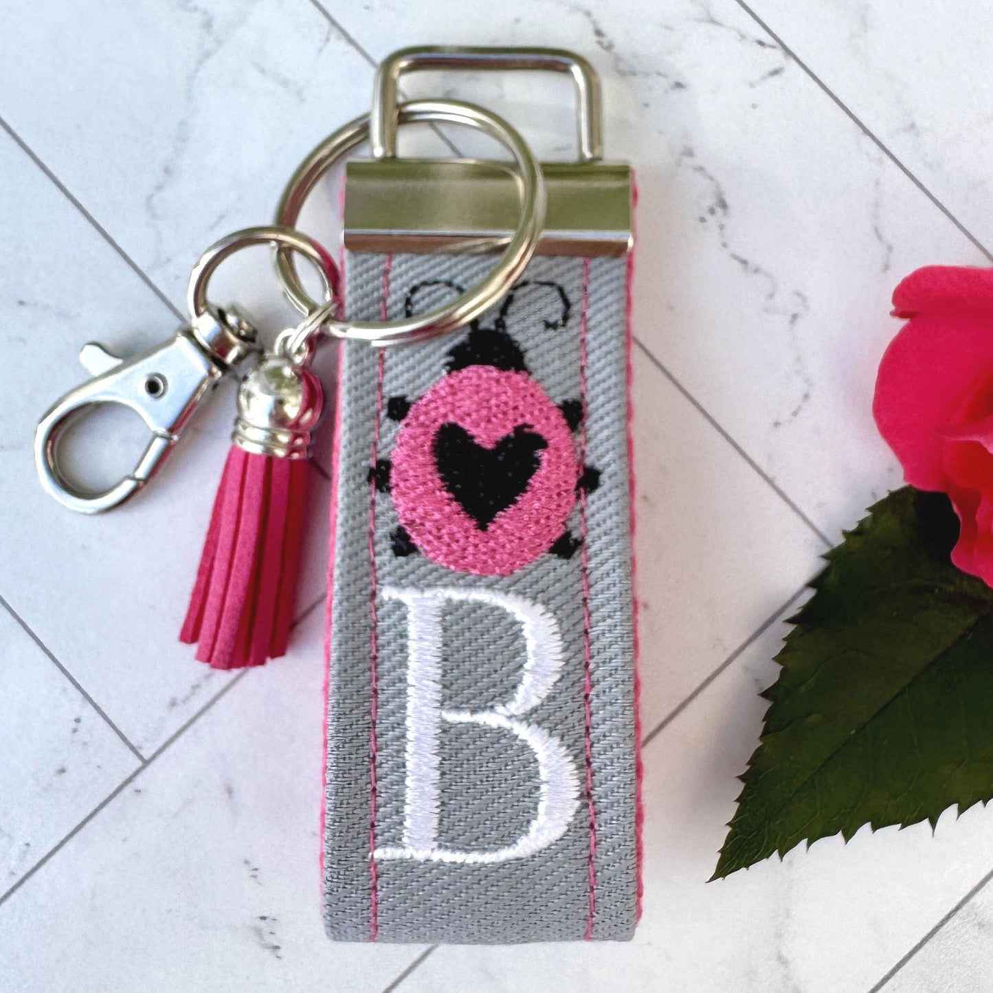 Handmade Ladybug Keychain, Ladybug Gifts, Ladybugs, Initial Keychain, Personalized Gift, Lady bugs, Personalized Keychain, Luggage Tag
