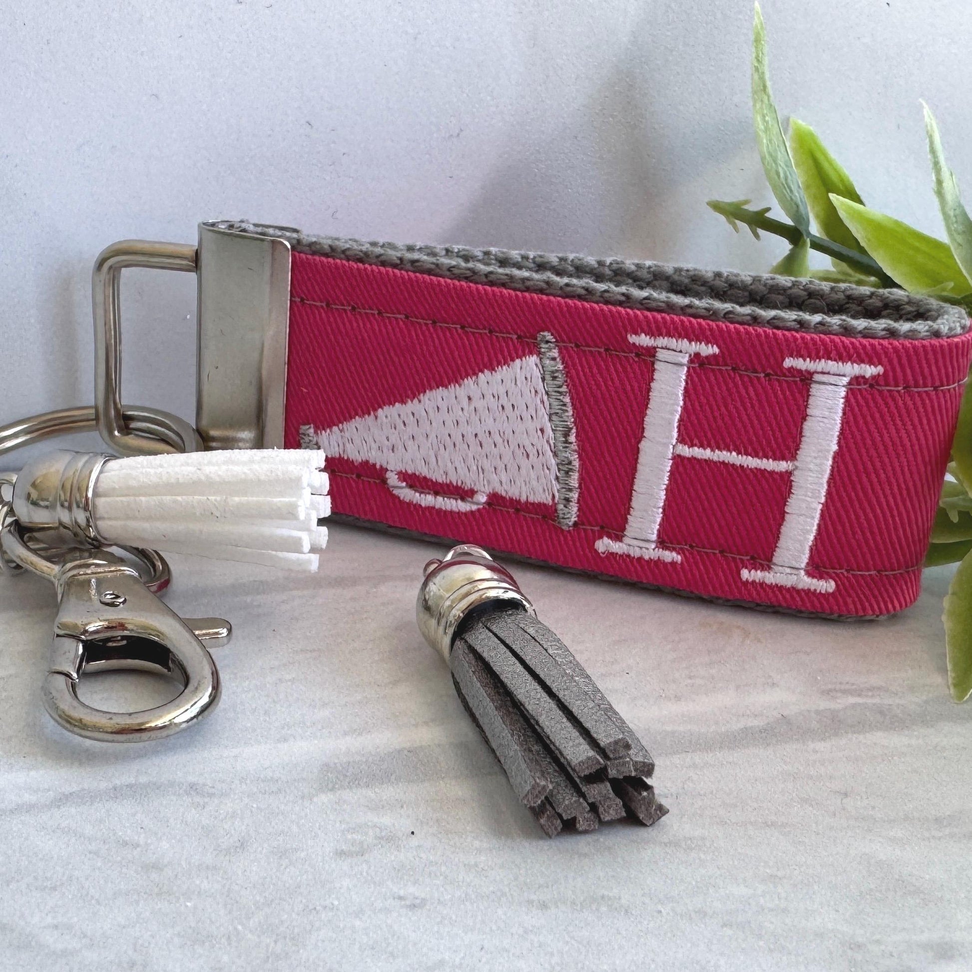 Cheer Keychain, Cheerleader gifts, Cheerleader Coach Gift, Cheer Coach Gift, Cheer Life, Backpack keychain, Cheerleader Mom, Cheer Team gift