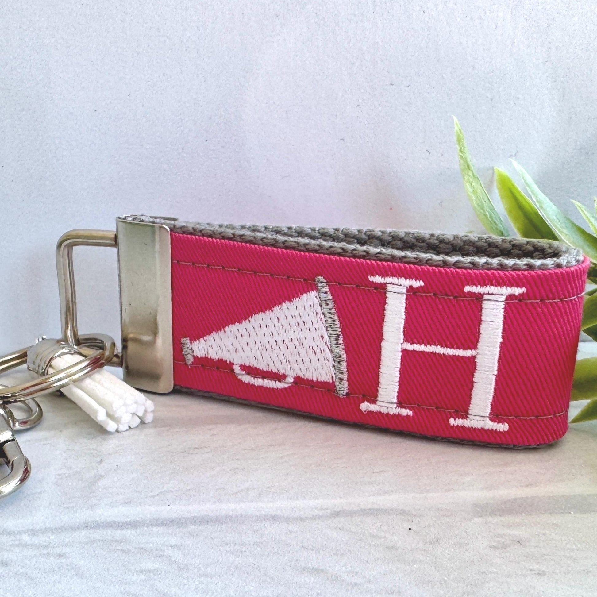 Cheer Keychain, Cheerleader gifts, Cheerleader Coach Gift, Cheer Coach Gift, Cheer Life, Backpack keychain, Cheerleader Mom, Cheer Team gift