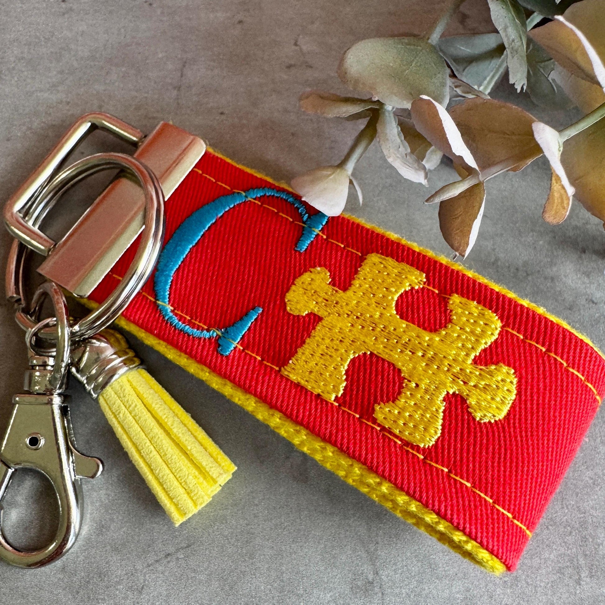 Handmade Autism Keychain, Autism Awareness, Autism Teacher Gift, Autism Puzzle Piece, Autism Mom, Autistic Pride, Autistic Adult Gift