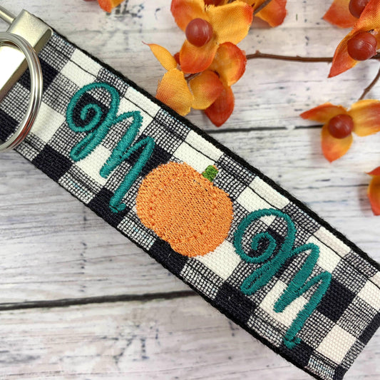 Handmade Fall Keychain, Pumpkin Keychain, Mom Gift, Mom Birthday Gift, Autumn Mom, Autumn Gifts, New Mom Gift Basket, Fall Birthday