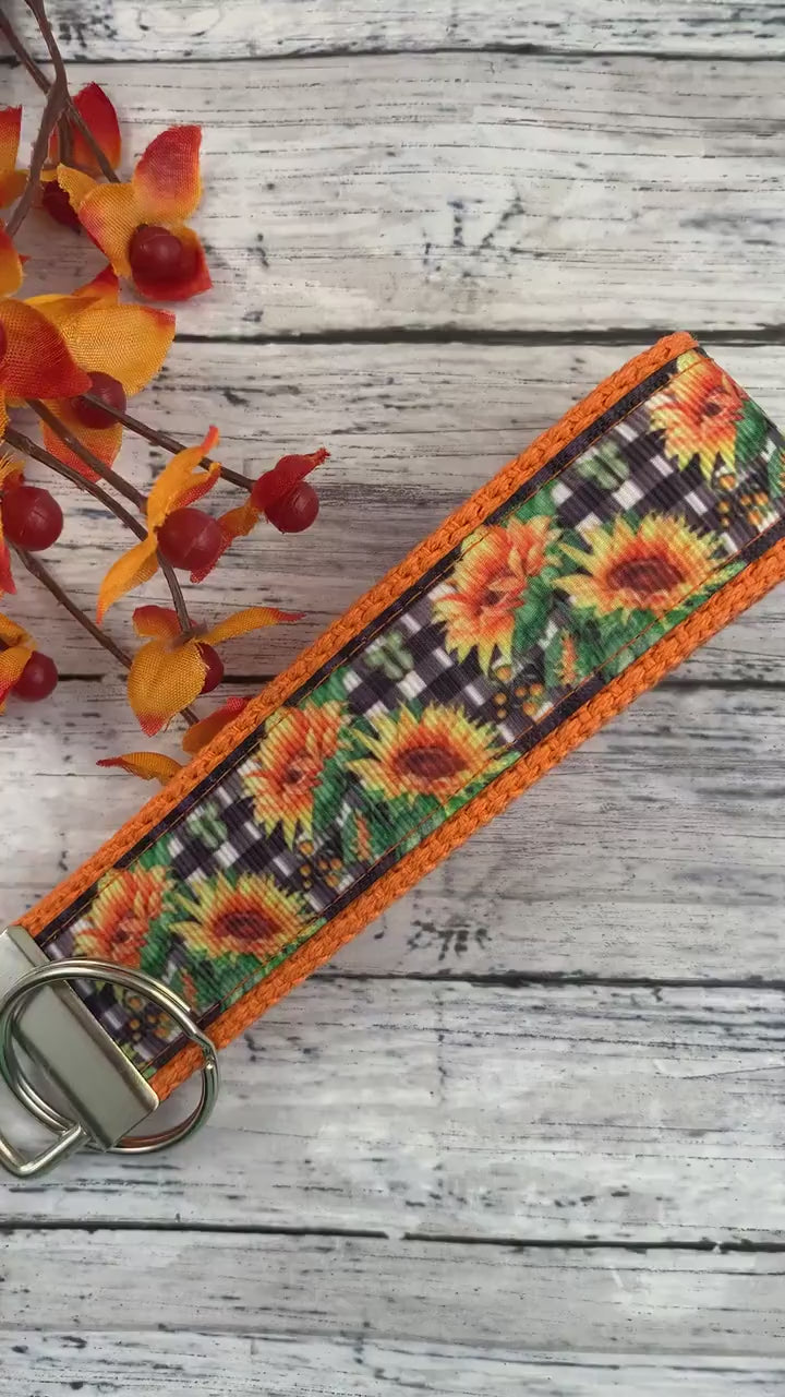 Handmade Sunflower Keychain, Ribbon Keychain, Popular Right Now, Keyfob Wristlet, Soul Sister Gift, Sunflower Gifts, Moving Away Gift