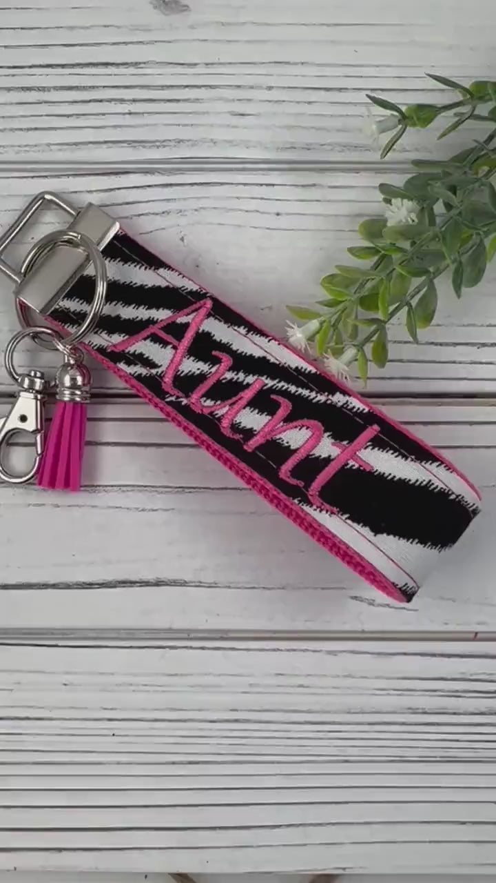 Handmade Aunt Keychain in Zebra, Aunt Gift, Aunt Birthday Gift, Embroidered Keychain, Aunt Gift from Niece, Aunt Gift from Baby, Auntie