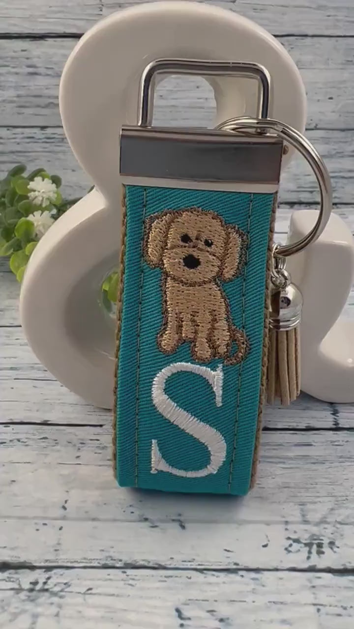 Handmade Golden Doodle Keychain, Doodle Mom, Golden Doodle Gift, Popular Right Now, Personalized Gift, Personalized Keychain, Luggage Tag