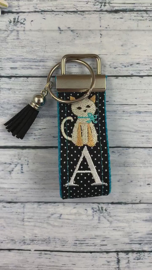 Cat Mom Keychain, Rescue Mom, Vet Tech Gift, Cat Lover Gift Ideas, Adopt a Pet, Pet Sitter, Cat Owner, Personalized Keychain, Luggage Tag