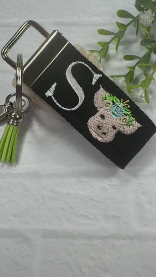 Pig Keychain, Pig Gifts, Pig Gift, Backpack Keychain, Letter Keychain, Embroidered Keychain, Cool Keychain, Luggage Tag, Pet Pig, Cute Pig