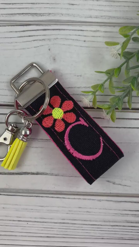 Handmade Hippie Flower Keychain, Groovy Flowers, Customizable Keychain, Personalized Keychain, Luggage Tag, Moving Away Gift, Step Mom Gift