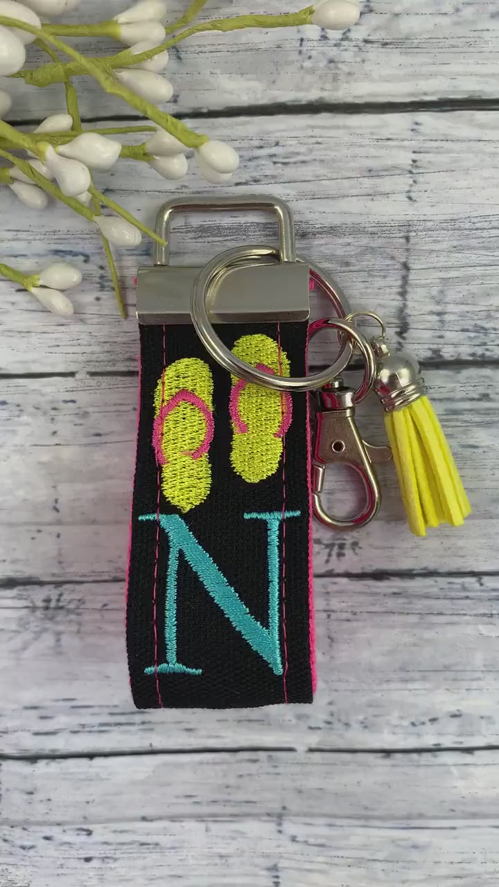 Flip Flop Keychain, Stress Relief Gift, Flip Flops, Popular Right Now, Travel Gift, Beach Gifts, Girls Weekend Gift, Beach Lover, Beach Gift