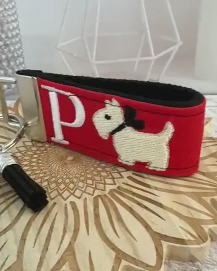 Wheaten Terrier Keychain, Wheaten Terriers, Wheaten Terrier Gifts, Wheaten Terrier Gifts, Life is Better with a Dog, Initial Keychain