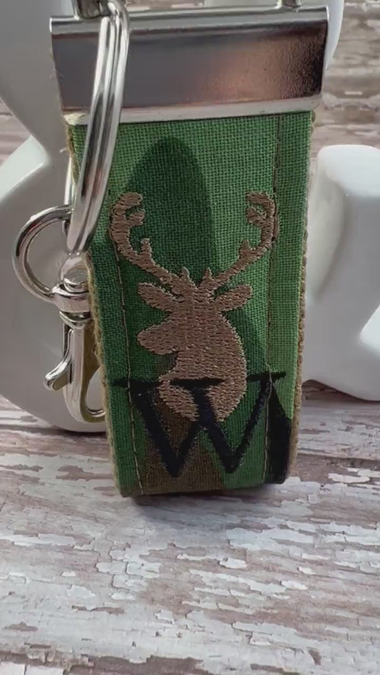 Handmade Deer Keychain, Deer Gifts, Hunting Gifts for Men, Personalized Gift, Personalized Keychain, Luggage Tag, Hunting Gifts, Outdoorsy