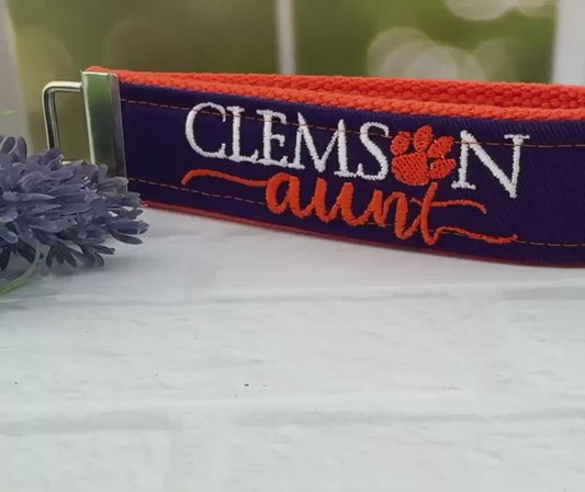 Clemson Aunt Keychain, Approved Crafter License Holder, Clemson Gifts, Clemson Fan, Clemson University, Clemson Graduate, Clemson Tigers