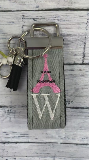 Eiffel Tower Keychain, Paris Gift, Paris 2024, Personalized Gift, Sweet 16 Gift, Personalized Keychain, Luggage Tag, Moving Away Gift