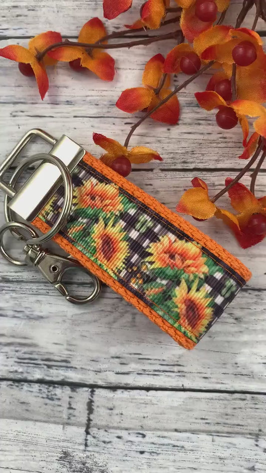Handmade Sunflower Keychain, Sunflower Gifts, Popular Right Now, Mini Keychain, Sunflowers, Luggage Tag, Moving Away Gift, Ribbon Keychain