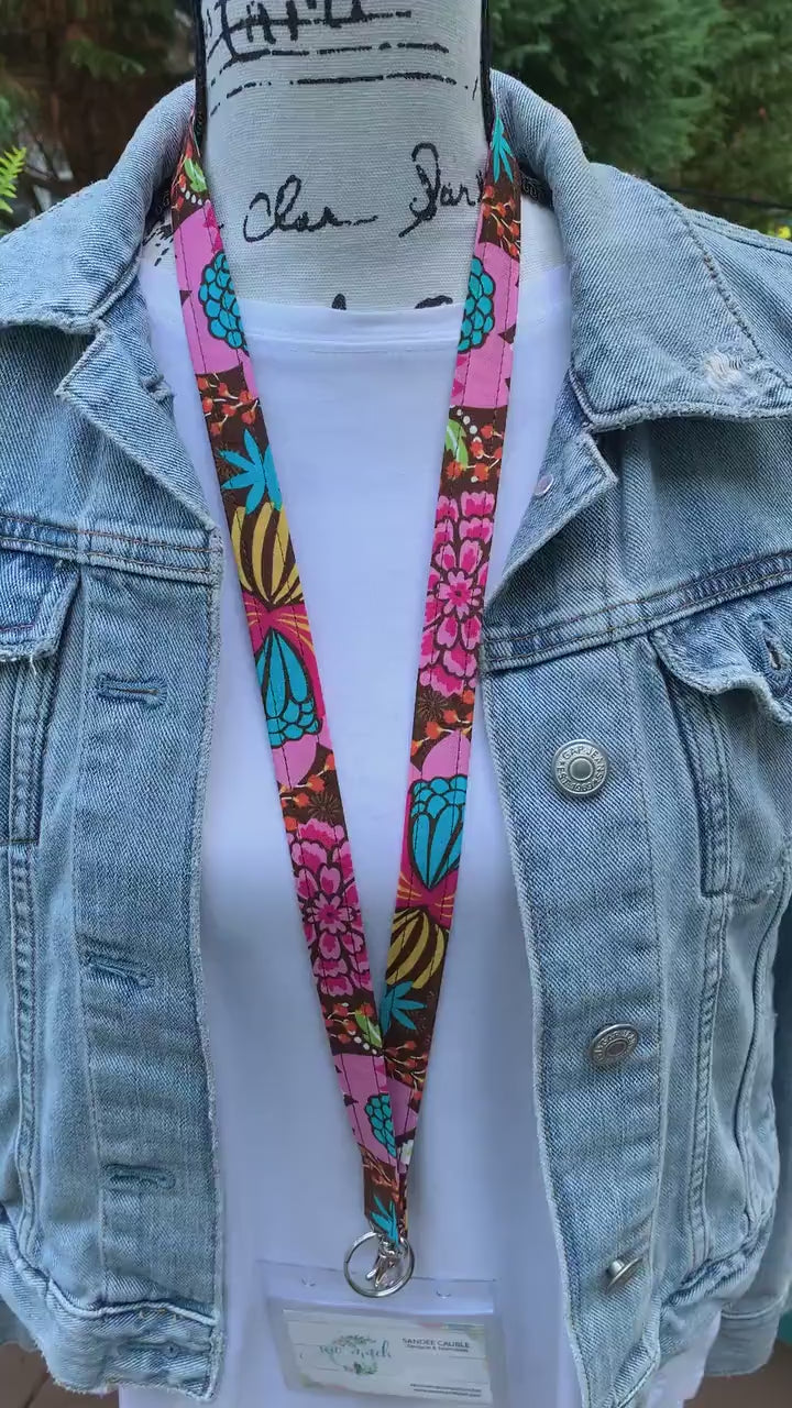 Floral lanyard, Lanyard for Keys, Trending Now, Teacher Life, Lanyard for Badge, Lanyard Keychain, Nurse Lanyard, Fabric Lanyard, Nurse Life