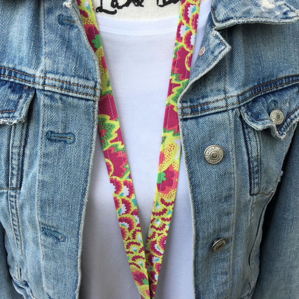 Floral lanyard, Lanyard for Keys, Trending Now, Teacher Life, Lanyard for Badge, Lanyard Keychain, Nurse Lanyard, Fabric Lanyard, Nurse Life