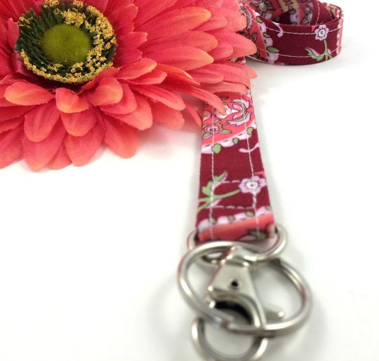 Floral lanyard, Lanyard for Keys, Trending Now, Teacher Life, Lanyard for Badge, Lanyard Keychain, Nurse Lanyard, Fabric Lanyard, Nurse Life