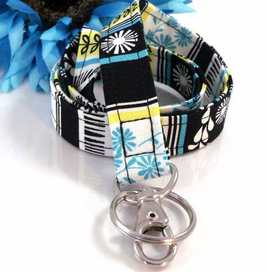 Floral lanyard, Lanyard for Keys, Trending Now, Teacher Life, Lanyard for Badge, Lanyard Keychain, Nurse Lanyard, Fabric Lanyard, Nurse Life