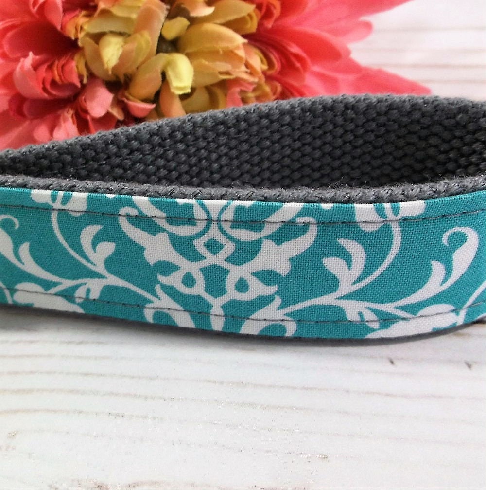 Damask Key Fob in Teal and White
