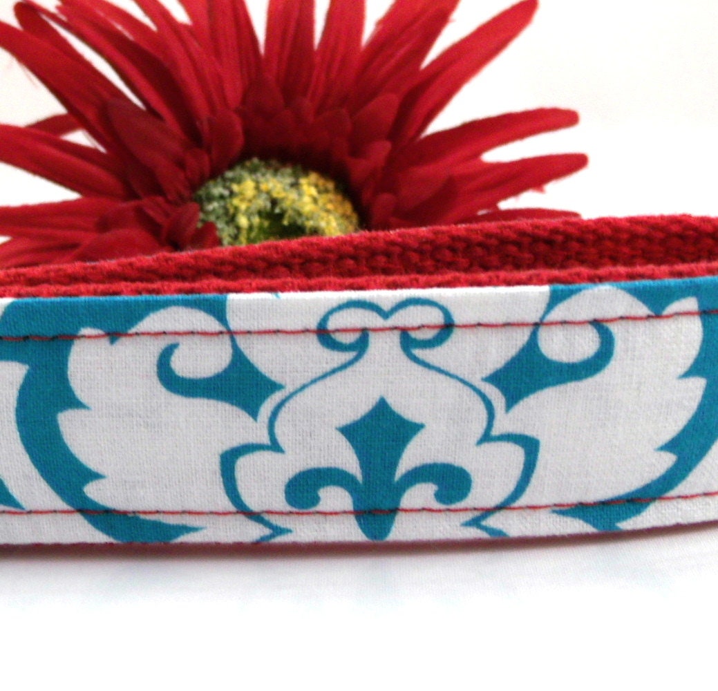 Damask Key Fob in Turquoise and Red