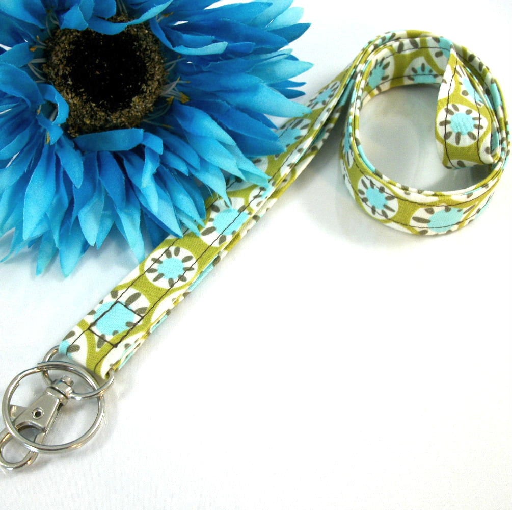 Floral lanyard, Lanyard for Keys, Trending Now, Teacher Life, Lanyard for Badge, Lanyard Keychain, Nurse Lanyard, Fabric Lanyard, Nurse Life