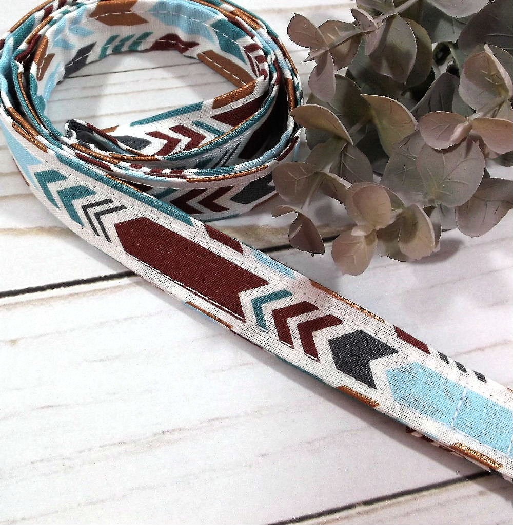 Arrow Fabric Lanyard for Keys and ID Badge for Teachers, Nurses