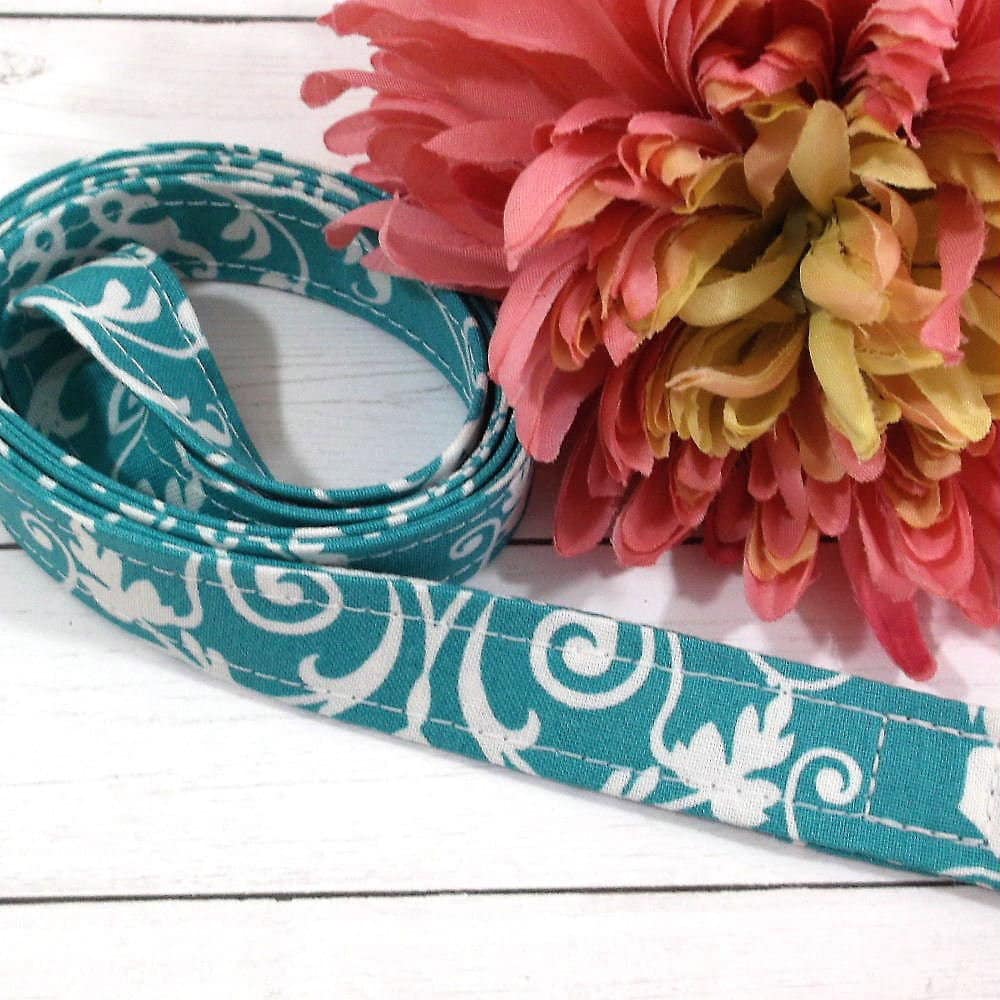 Floral lanyard, Lanyard for Keys, Trending Now, Teacher Life, Lanyard for Badge, Lanyard Keychain, Nurse Lanyard, Fabric Lanyard, Nurse Life