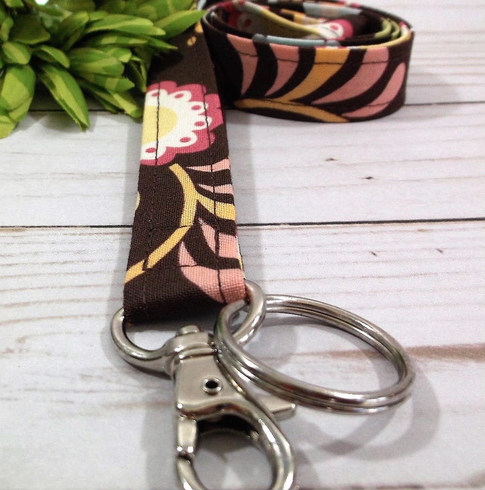 Floral lanyard, Lanyard for Keys, Trending Now, Teacher Life, Lanyard for Badge, Lanyard Keychain, Nurse Lanyard, Fabric Lanyard, Nurse Life