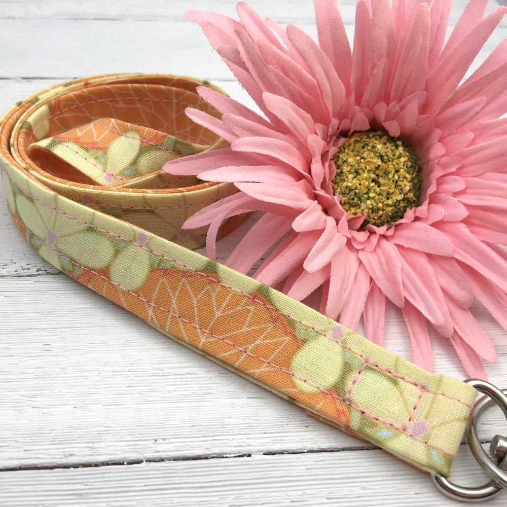 Floral lanyard, Lanyard for Keys, Trending Now, Teacher Life, Lanyard for Badge, Lanyard Keychain, Nurse Lanyard, Fabric Lanyard, Nurse Life