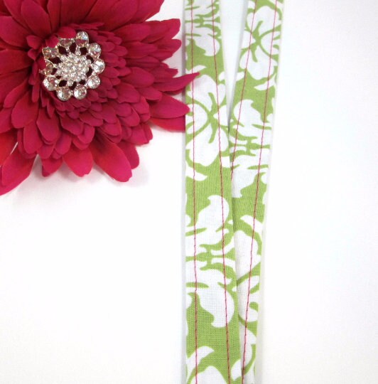 Damask Lanyard ID Badge Avocado