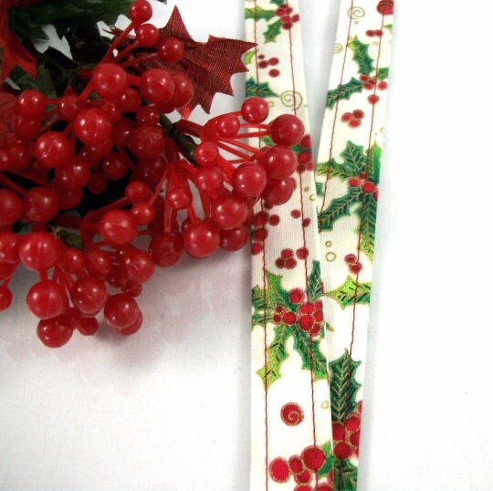 Christmas Lanyard with Holly Leaves and Berries