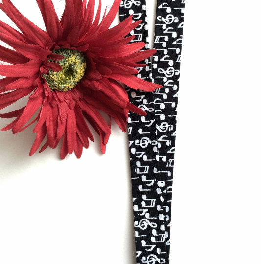 Handmade Music Lanyard for Keys, Popular Right Now, Lanyard with ID Holder, Trending Now, Librarian Gifts, Piano Teacher Gift, Music Gifts