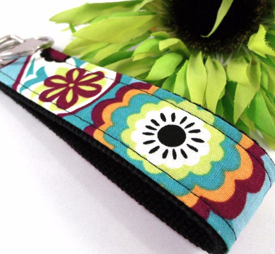 Handmade Wristlet Keychain in Paisley fabric, Boho Keychain, College Graduation Gift for her, I Miss You Gift, Mom Gift from Son
