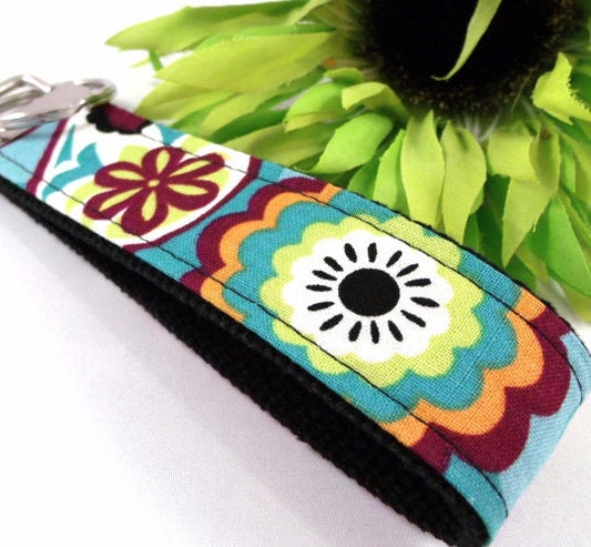 Handmade Wristlet Keychain in Paisley fabric, Boho Keychain, College Graduation Gift for her, I Miss You Gift, Mom Gift from Son