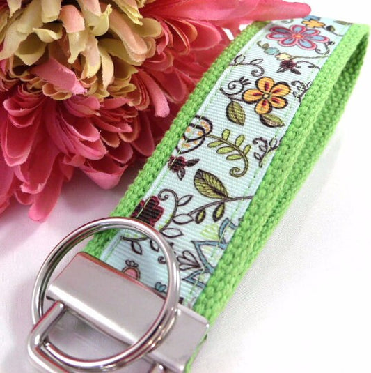 Floral Ribbon Key Fob in Aqua Lime